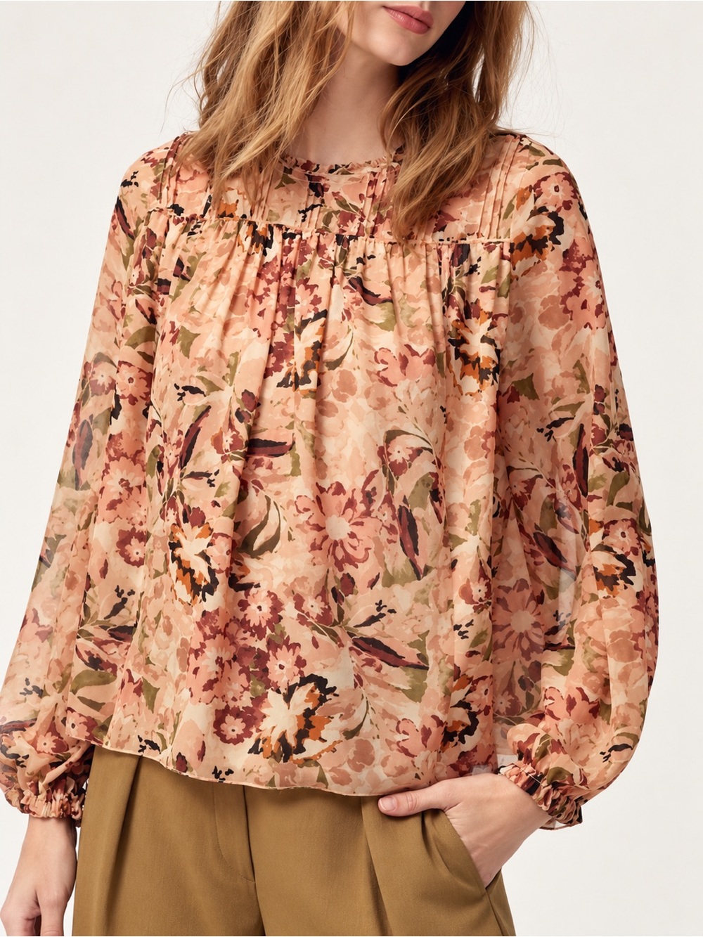 ARITZIA WILFRED Lourdes Floral Blouse Babydoll Soft Boho Romantic Office Chic M